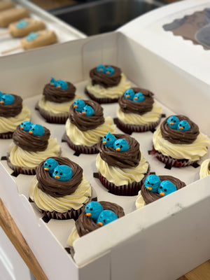 
                  
                    Load image into Gallery viewer, Bird&amp;#39;s nest custom cupcakes with buttercream piping scuplture decoration
                  
                