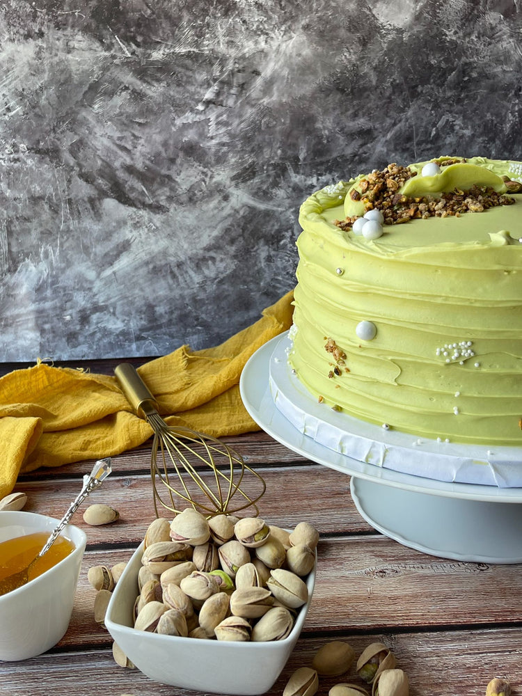 
                  
                    Load image into Gallery viewer, Honey - Pistachio Cake
                  
                