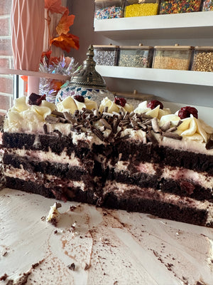 
                  
                    Load image into Gallery viewer, Black Forest Classic Cake
                  
                