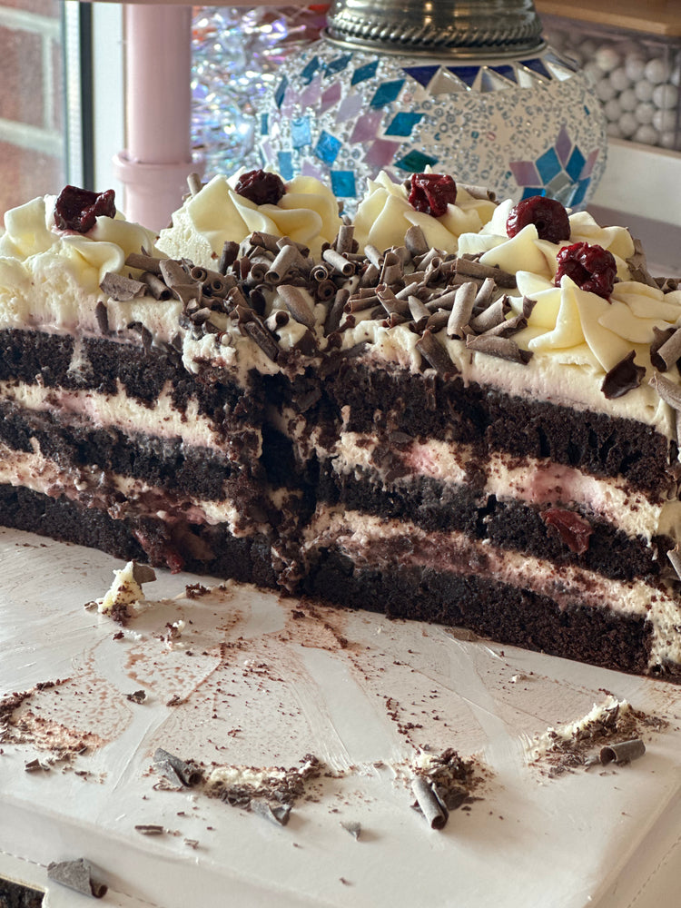 
                  
                    Load image into Gallery viewer, Black Forest Classic Cake
                  
                