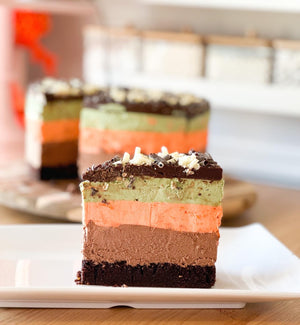 
                  
                    Load image into Gallery viewer, Shera mousse cake Chocolate - Orange - Mint
                  
                