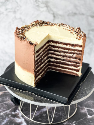 
                  
                    Load image into Gallery viewer, Honey 3 Chocolate Cake
                  
                